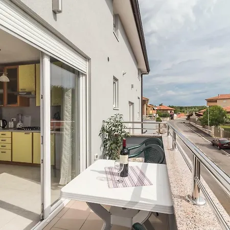 Apartamento Antonija *